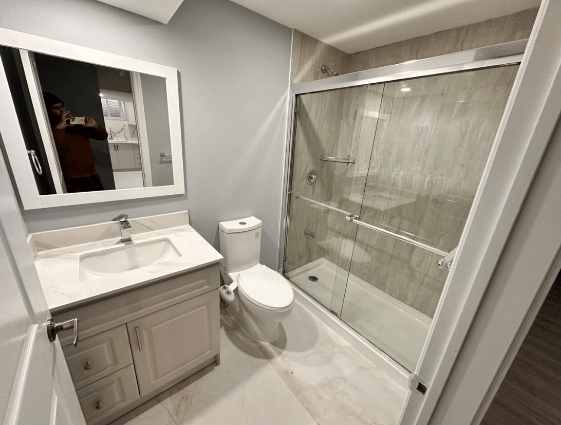 Custom Bathroom Vanities